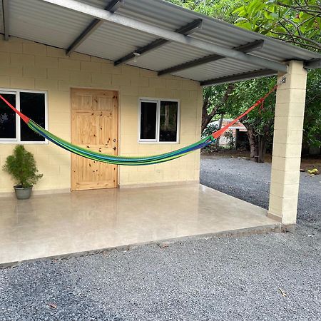 Hostal Camila'S Tamanique Zewnętrze zdjęcie
