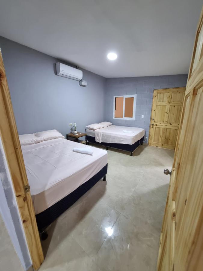 Hostal Camila'S Tamanique Zewnętrze zdjęcie